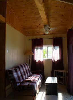 Mashkinonje Lodge Lavigne ภายนอก รูปภาพ